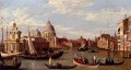 Blick auf den Kanal auf den Canal Grande und Santa Maria Della Salute mit Booten und Abbildung Canaletto Venedig